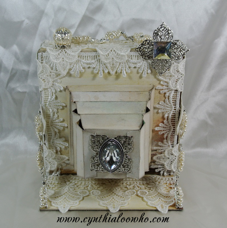 Vintage Camera Box