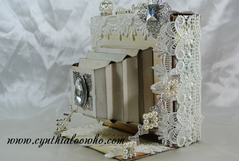 Vintage Camera Box